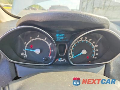 Zdjęcie 9 z 12 samochodu: 2018 FORD FIESTA SE VIN:3FADP4BJ1JM129816 - miniatura