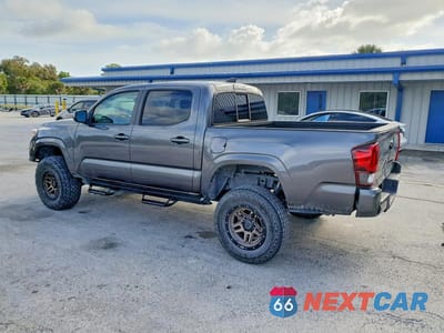 Drugie zdjęcie samochodu z przodu: 2020 TOYOTA TACOMA SR VIN:5TFAX5GN8LX187739 - miniatura