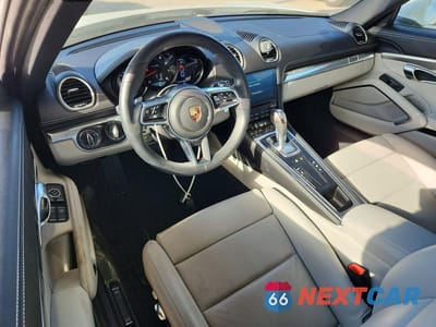 Zdjęcie 8 z 11 samochodu: 2024 PORSCHE CAYMAN BASE VIN:WP0AA2A8XRK255015 - miniatura