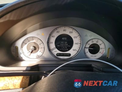 Zdjęcie 9 z 12 samochodu: 2007 MERCEDES-BENZ E 350 VIN:WDBUF56X77B041899 - miniatura