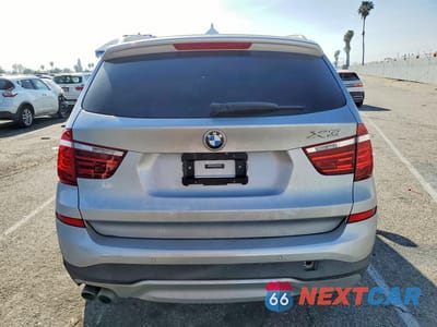 Zdjęcie 6 z 12 samochodu: 2017 BMW X3 SDRIVE28I VIN:5UXWZ7C30H0V87356 - miniatura