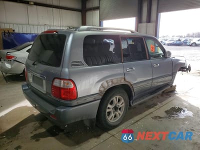 Trzecie zdjęcie samochodu z tyłu: 2004 LEXUS LX 470 BASE VIN:JTJHT00W543544557 - miniatura