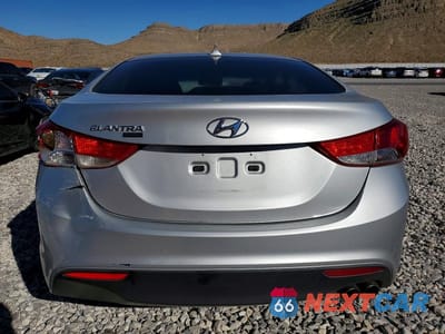 Zdjęcie 6 z 12 samochodu: 2013 HYUNDAI ELANTRA COUPE GS VIN:KMHDH6AE1DU007430 - miniatura