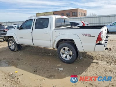 Drugie zdjęcie samochodu z przodu: 2011 TOYOTA TACOMA V6 VIN:3TMLU4ENXBM079688 - miniatura