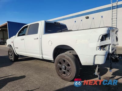 Drugie zdjęcie samochodu z przodu: 2024 RAM 2500 LARAMIE VIN:3C6UR5FL8RG357254 - miniatura