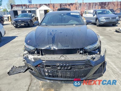 Piąte zdjęcie samochodu w środku: 2021 AUDI RS7 VIN:WUAPCBF27MN904854 - miniatura