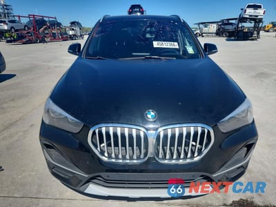 Piąte zdjęcie samochodu w środku: 2020 BMW X1 XDRIVE28I VIN:WBXJG9C08L5P93218 - miniatura