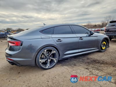 Trzecie zdjęcie samochodu z tyłu: 2019 AUDI RS5 VIN:WUACWCF54KA904062 - miniatura