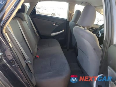 Zdjęcie 10 z 12 samochodu: 2015 TOYOTA PRIUS TWO VIN:JTDKN3DUXF0398903 - miniatura