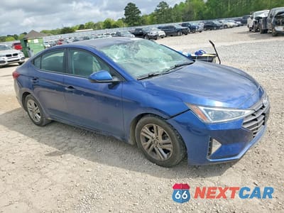 Czwarte zdjęcie samochodu z boku: 2020 HYUNDAI ELANTRA VIN:5NPD84LF3LH574682 - miniatura