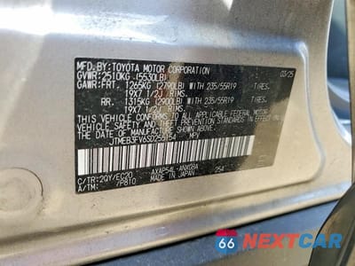 Zdjęcie 13 z 13 samochodu: 2025 TOYOTA RAV4 PLUG-IN HYBRID XSE VIN:JTMEB3FV6SD255154 - miniatura