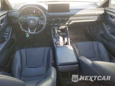 Zdjęcie 8 z 12 samochodu: 2024 HONDA ACCORD TOURING HYBRID VIN:1HGCY2F86RA012841 - miniatura