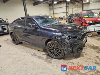 Czwarte zdjęcie samochodu z boku: 2024 BMW X6 XDRIVE40I VIN:5UX33EX04R9U51043 - miniatura