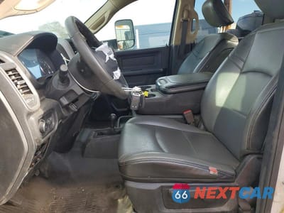 Zdjęcie 7 z 13 samochodu: 2020 RAM 2500 TRADESMAN 4WD CREW CAN 6.4L V8 VIN:3C7WR5HJ7LG268671 - miniatura