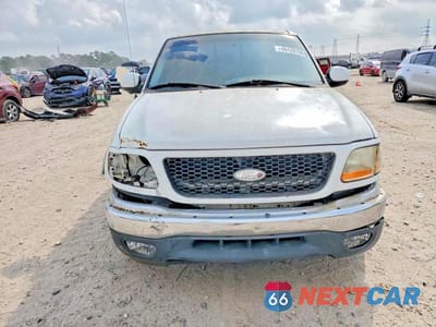 Piąte zdjęcie samochodu w środku: 2001 FORD F150 SUPERCREW VIN:1FTRW07W51KE19841 - miniatura