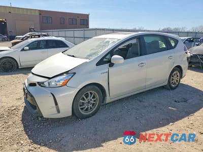 2017 TOYOTA PRIUS V THREE JTDZN3EU9HJ065800 - główne zdjęcie licytacji z USA - miniatura