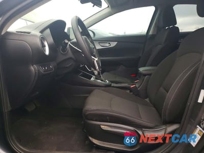 Zdjęcie 7 z 12 samochodu: 2023 KIA FORTE LXS VIN:3KPF24AD6PE681781 - miniatura