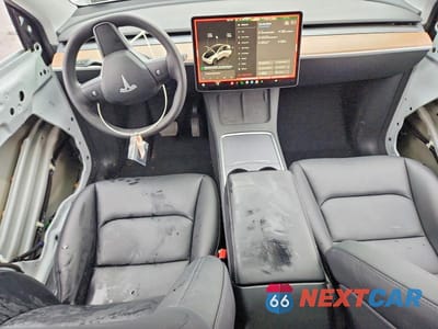 Zdjęcie 8 z 13 samochodu: 2024 TESLA MODEL Y VIN:7SAYGDEE5RA329415 - miniatura