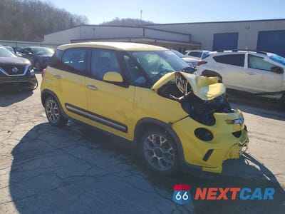 Czwarte zdjęcie samochodu z boku: 2014 FIAT 500L TREKKING VIN:ZFBCFADH0EZ015539 - miniatura