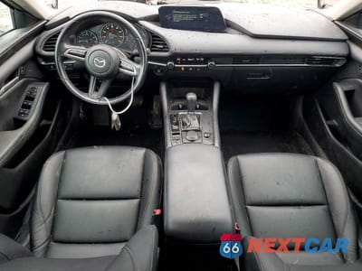 Zdjęcie 8 z 12 samochodu: 2022 MAZDA 3 SELECT VIN:JM1BPABL2N1508490 - miniatura