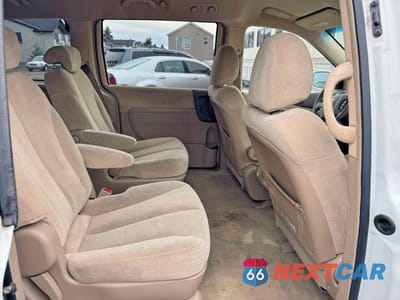 Zdjęcie 6 z 12 samochodu: 2006 KIA SEDONA LX VIN:KNDMB233766022936 - miniatura