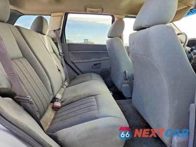 Zdjęcie 11 z 13 samochodu: 2006 JEEP GRAND CHEROKEE LAREDO VIN:1J4GR48K56C262731 - miniatura
