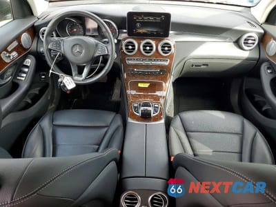 Zdjęcie 8 z 12 samochodu: 2019 MERCEDES-BENZ GLC 300 4MATIC VIN:WDC0G4KBXKV177091 - miniatura