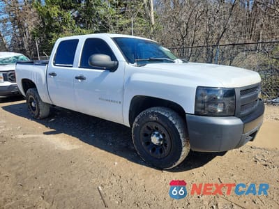 Czwarte zdjęcie samochodu z boku: 2008 CHEVROLET SILVERADO K1500 VIN:2GCEK133881311588 - miniatura
