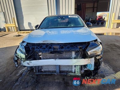 Piąte zdjęcie samochodu w środku: 2020 MERCEDES-BENZ CLA 250 VIN:W1K5J4GB5LN102294 - miniatura