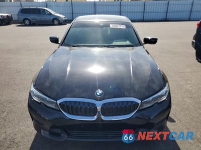 Piąte zdjęcie samochodu w środku: 2020 BMW 330XI VIN:3MW5R7J03L8B04394 - miniatura