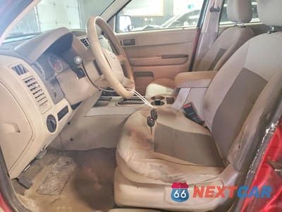 Zdjęcie 7 z 12 samochodu: 2008 FORD ESCAPE XLT VIN:1FMCU03Z48KE48104 - miniatura