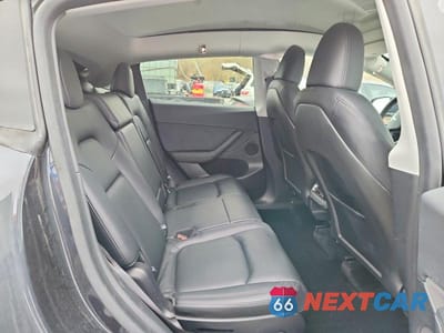 Zdjęcie 11 z 14 samochodu: 2025 TESLA MODEL Y VIN:7SAYGAEE1SF287753 - miniatura