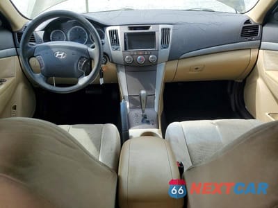 Zdjęcie 8 z 11 samochodu: 2010 HYUNDAI SONATA GLS VIN:5NPET4AC5AH595736 - miniatura