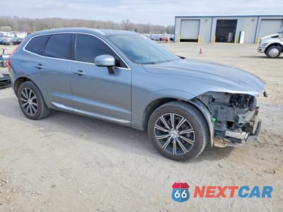Czwarte zdjęcie samochodu z boku: 2018 VOLVO XC60 T5 INSCRIPTION VIN:YV4102RL1J1012826 - miniatura