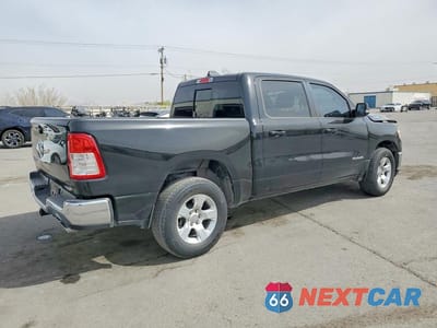 Trzecie zdjęcie samochodu z tyłu: 2022 RAM 1500 BIG HORN VIN:1C6RREFT4NN157608 - miniatura