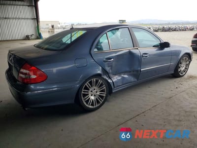 Trzecie zdjęcie samochodu z tyłu: 2006 MERCEDES-BENZ E 350 VIN:WDBUF56J86A901003 - miniatura