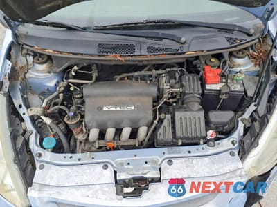 Zdjęcie 11 z 12 samochodu: 2008 HONDA FIT VIN:JHMGD38488S046234 - miniatura