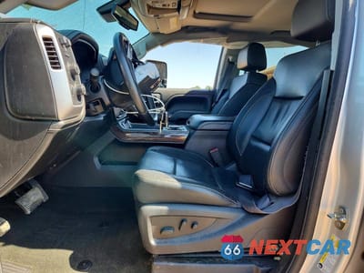 Zdjęcie 7 z 12 samochodu: 2016 GMC SIERRA K2500 SLT VIN:1GT12TE86GF105356 - miniatura