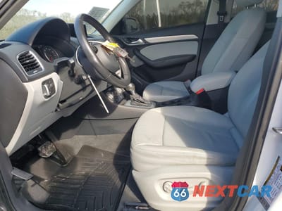 Zdjęcie 7 z 13 samochodu: 2015 AUDI Q3 PRESTIGE VIN:WA1GFCFS8FR012659 - miniatura