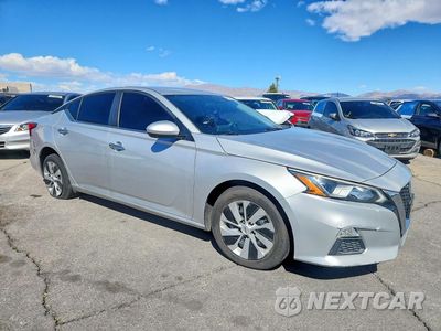 Czwarte zdjęcie samochodu z boku: 2019 NISSAN ALTIMA S VIN:1N4BL4BV4KC237369 - miniatura