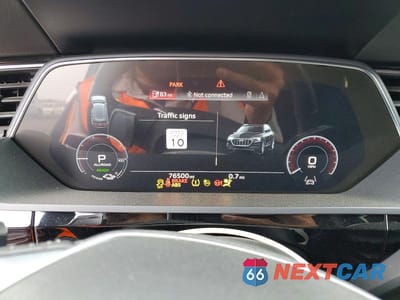 Zdjęcie 9 z 13 samochodu: 2021 AUDI E-TRON PREMIUM PLUS VIN:WA1LAAGE8MB000544 - miniatura