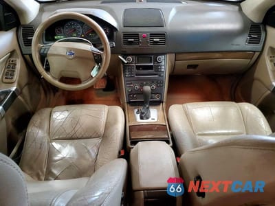 Zdjęcie 8 z 12 samochodu: 2010 VOLVO XC90 3.2 VIN:YV4982CZXA1536372 - miniatura