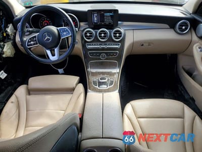 Zdjęcie 8 z 11 samochodu: 2019 MERCEDES-BENZ C 300 4MATIC VIN:55SWF8EB8KU288080 - miniatura