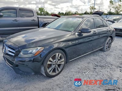 2017 MERCEDES-BENZ C 300 55SWF4JB6HU212655 - główne zdjęcie licytacji z USA - miniatura