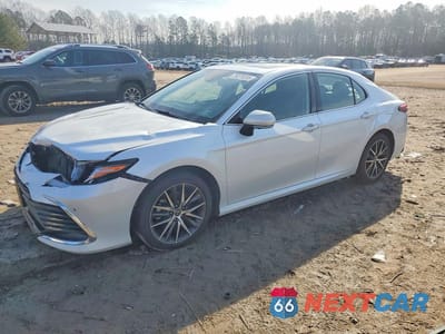 2022 TOYOTA CAMRY HYBRID XLE 4T1F31AK9NU582490 - główne zdjęcie licytacji z USA - miniatura