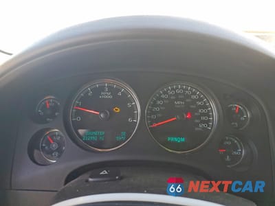 Zdjęcie 9 z 14 samochodu: 2013 GMC YUKON XL C1500 SLT VIN:1GKS1KE0XDR347478 - miniatura