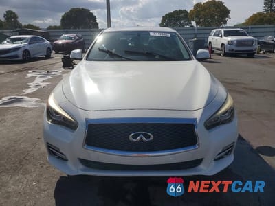 Piąte zdjęcie samochodu w środku: 2016 INFINITI Q50 3.0T PREMIUM VIN:JN1EV7AP8GM303786 - miniatura