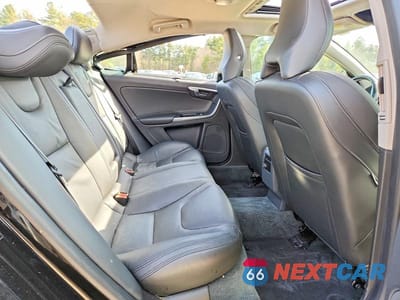 Zdjęcie 10 z 11 samochodu: 2018 VOLVO S60 PLATINUM VIN:LYV402TM4JB173682 - miniatura