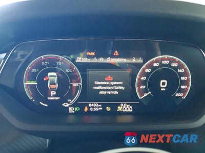 Zdjęcie 9 z 11 samochodu: 2024 AUDI RS E-TRON GT VIN:WAUBHBFW0R7901881 - miniatura