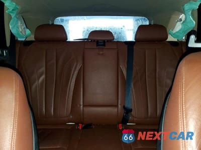 Zdjęcie 10 z 12 samochodu: 2016 BMW X5 SDRIVE35I VIN:5UXKR2C58G0R72603 - miniatura